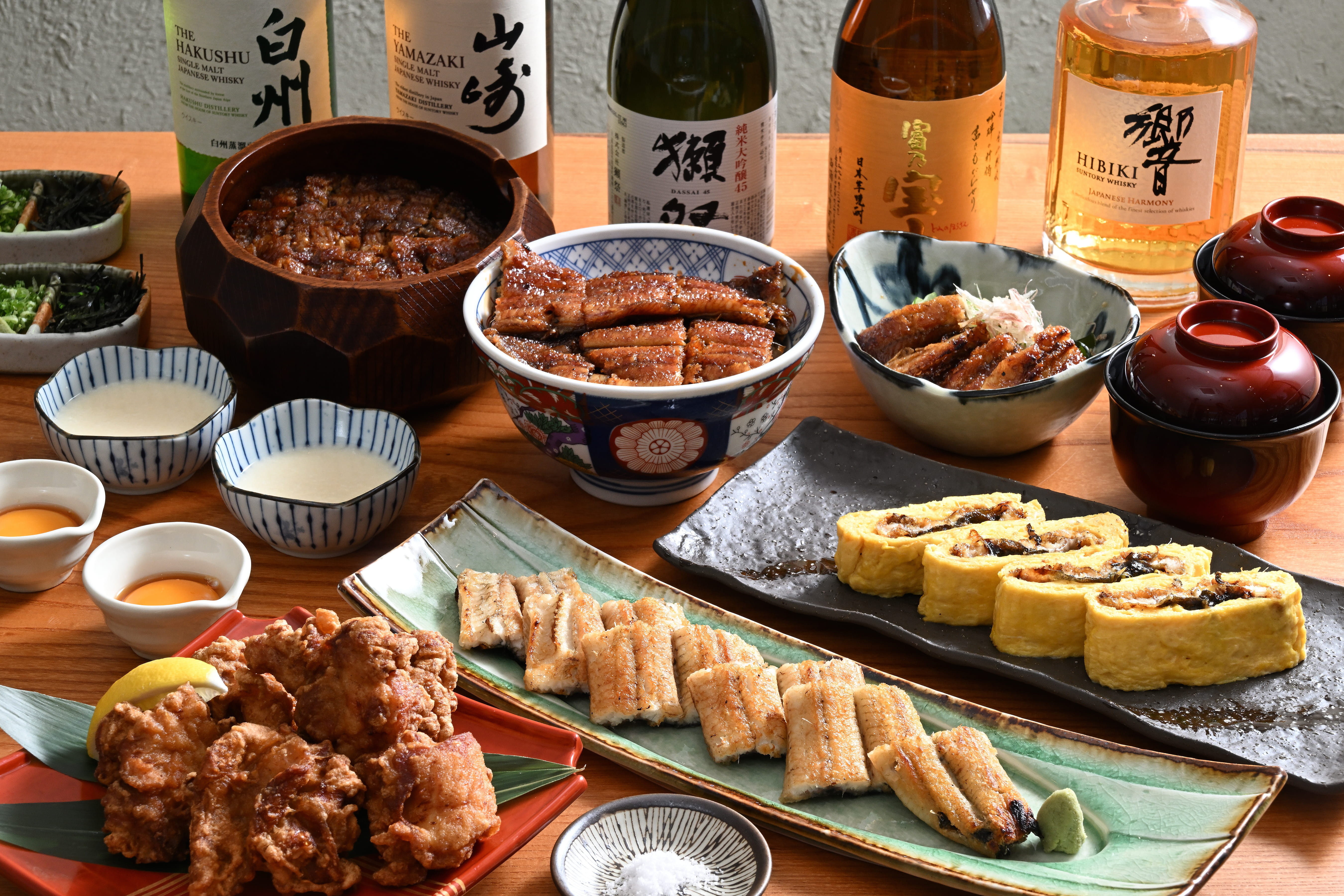 店舗外観（夜）